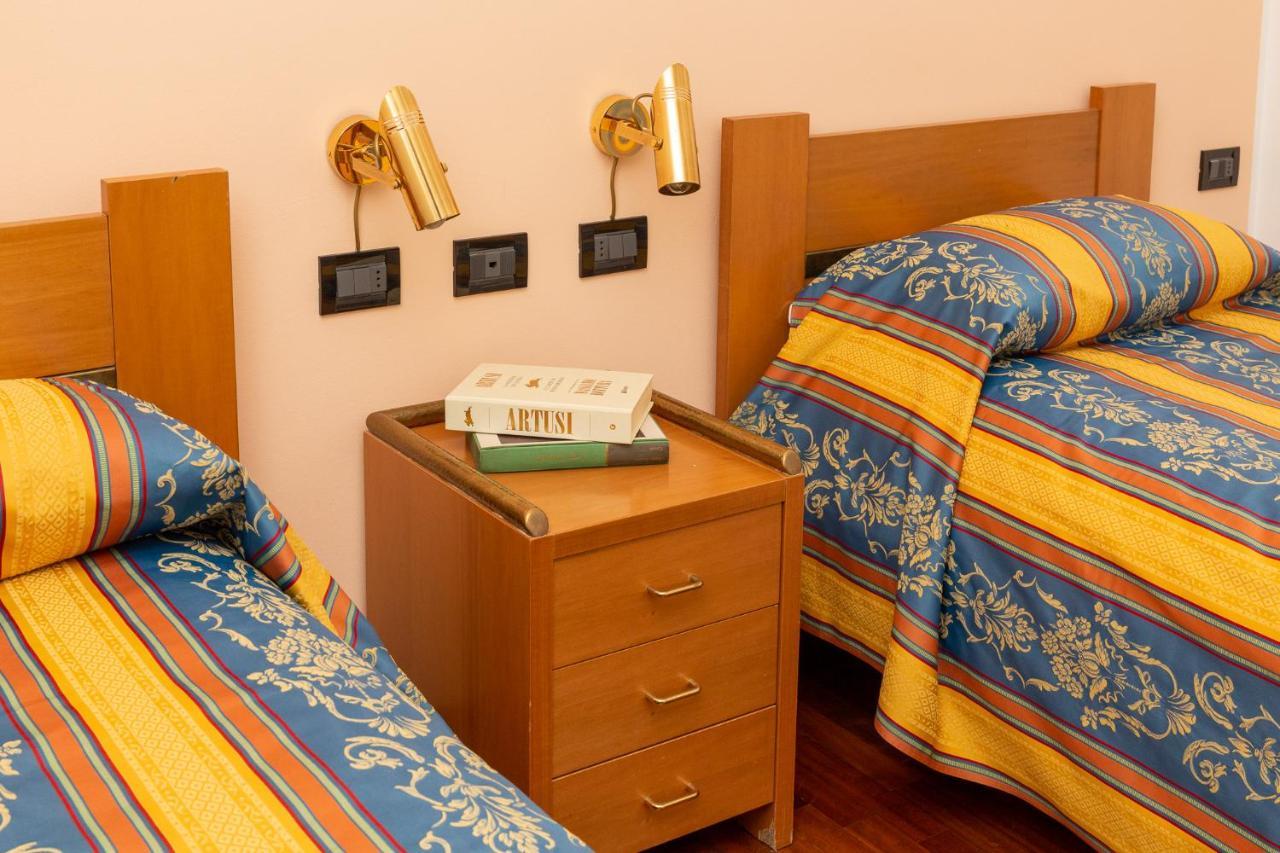 Albergo Sacro Monte Varese Bagian luar foto