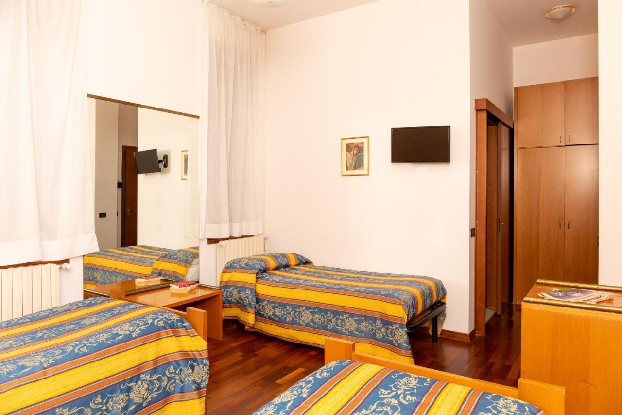 Albergo Sacro Monte Varese Bagian luar foto