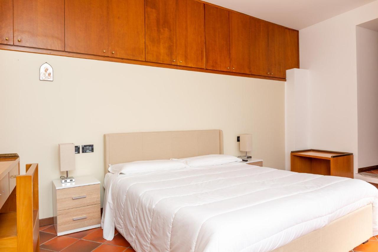 Albergo Sacro Monte Varese Bagian luar foto