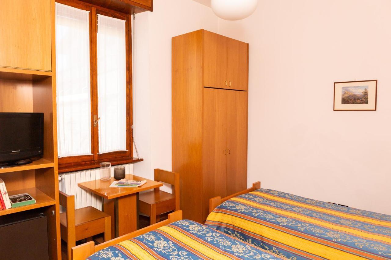 Albergo Sacro Monte Varese Bagian luar foto