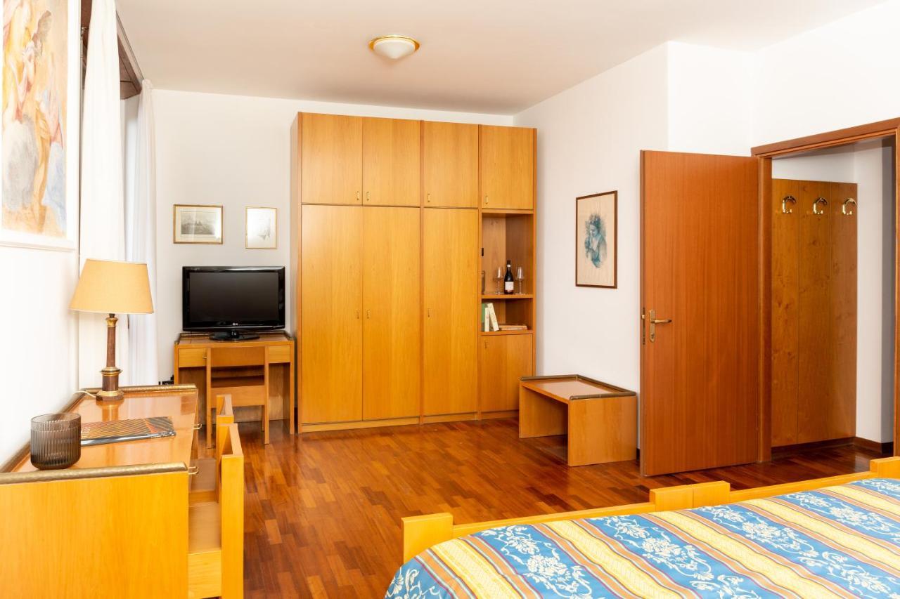 Albergo Sacro Monte Varese Bagian luar foto