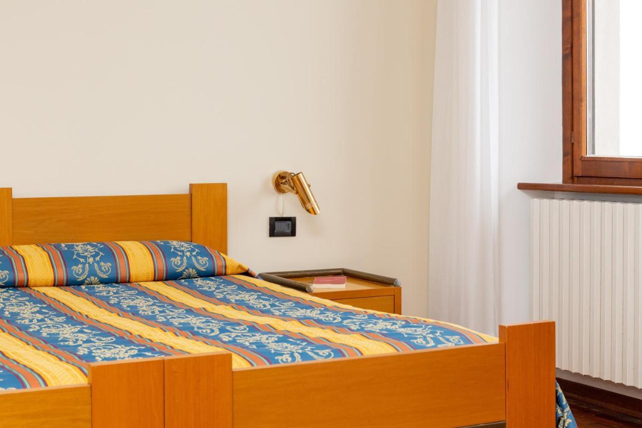 Albergo Sacro Monte Varese Bagian luar foto