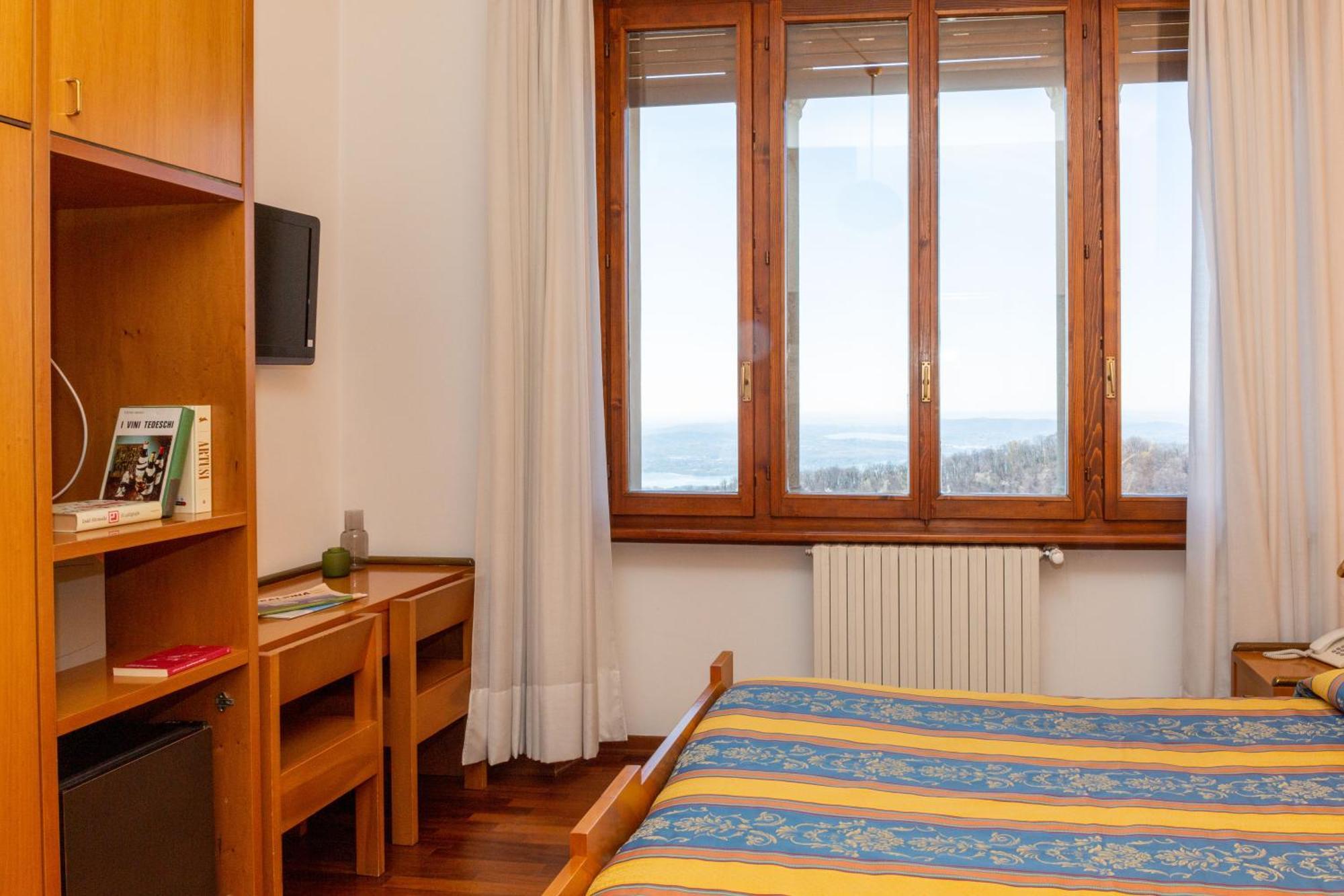 Albergo Sacro Monte Varese Bagian luar foto