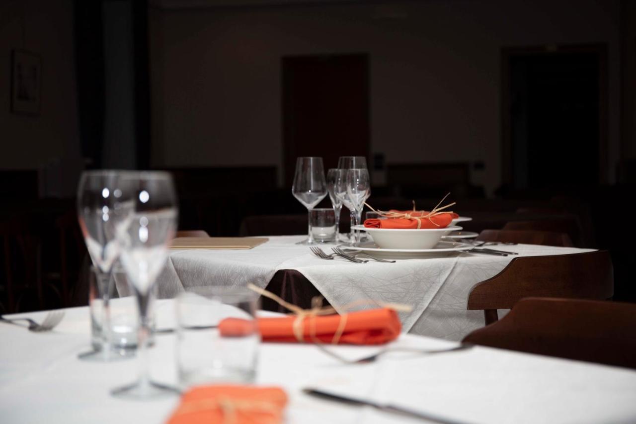 Albergo Sacro Monte Varese Bagian luar foto